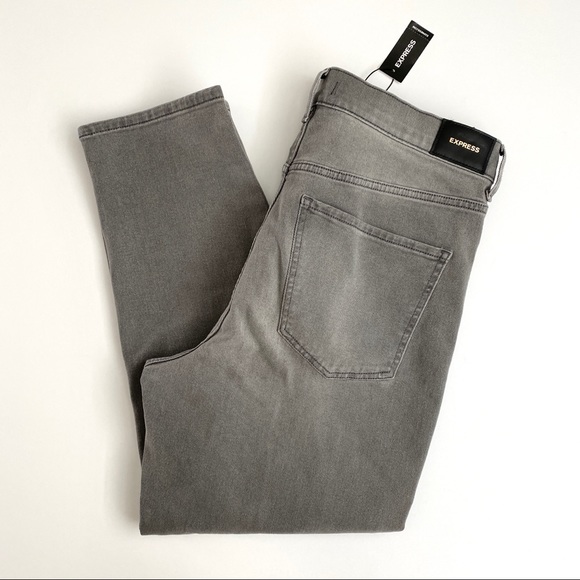 NWT Super High Waist Light Gray Mom Jeans - Picture 1 of 12